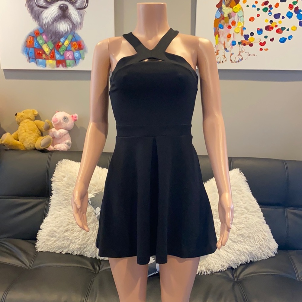 Express Black Cutout Keyhole A-Line Mini Dress Pockets Thick Formal LBD XS